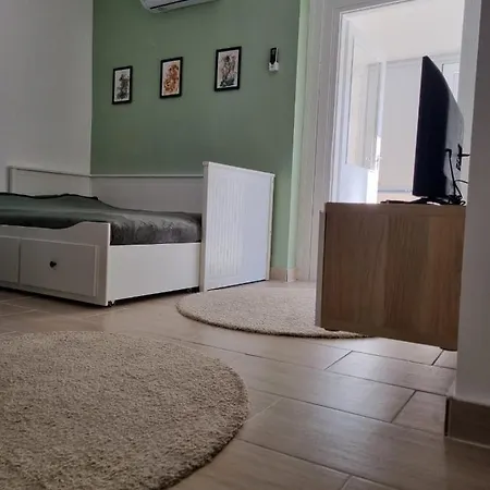 Nivo Apartman Siofok Διαμέρισμα *